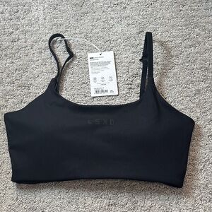 LSKD Sports Bra - Classic Black- twisted back